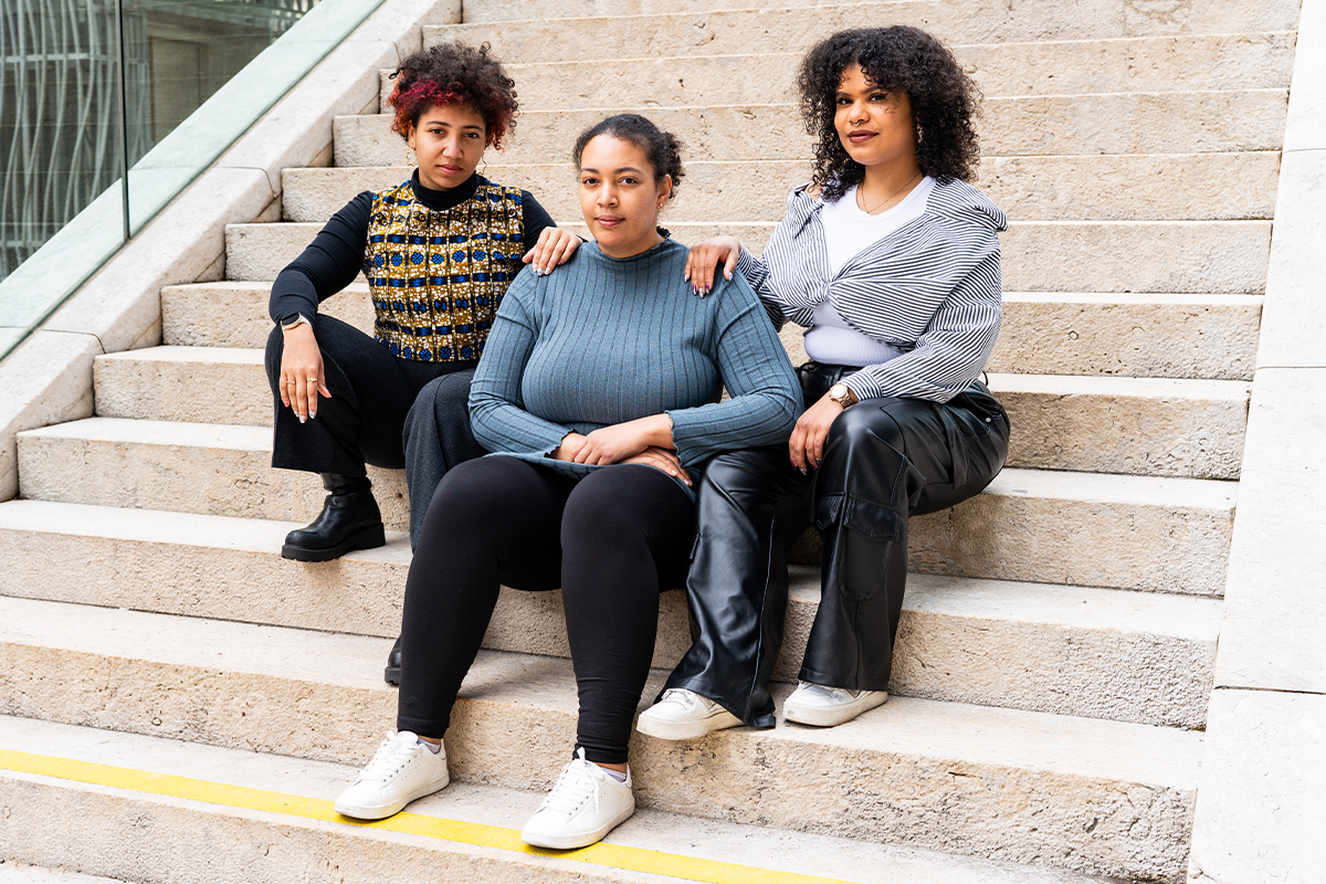 Drei der fünf Gründerinnen von Disrupt: Lisa Tackie, Melanie Kandlbauer und Camila Schmid Iglesias.