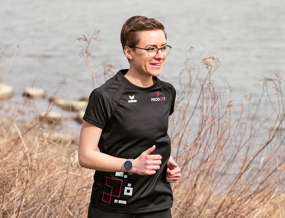 Sport-T-Shirts für Katharina Liedl vorne